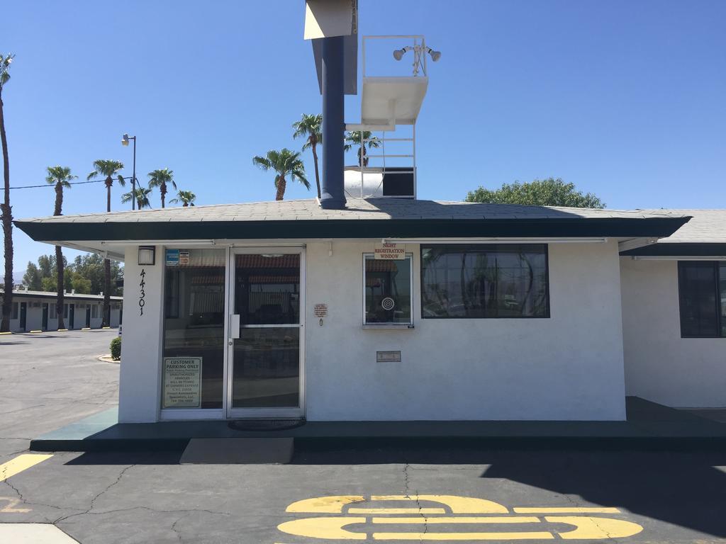 Indio Holiday Motel Eksteriør bilde