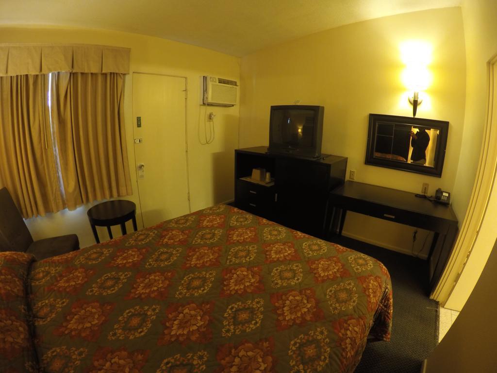 Indio Holiday Motel Eksteriør bilde