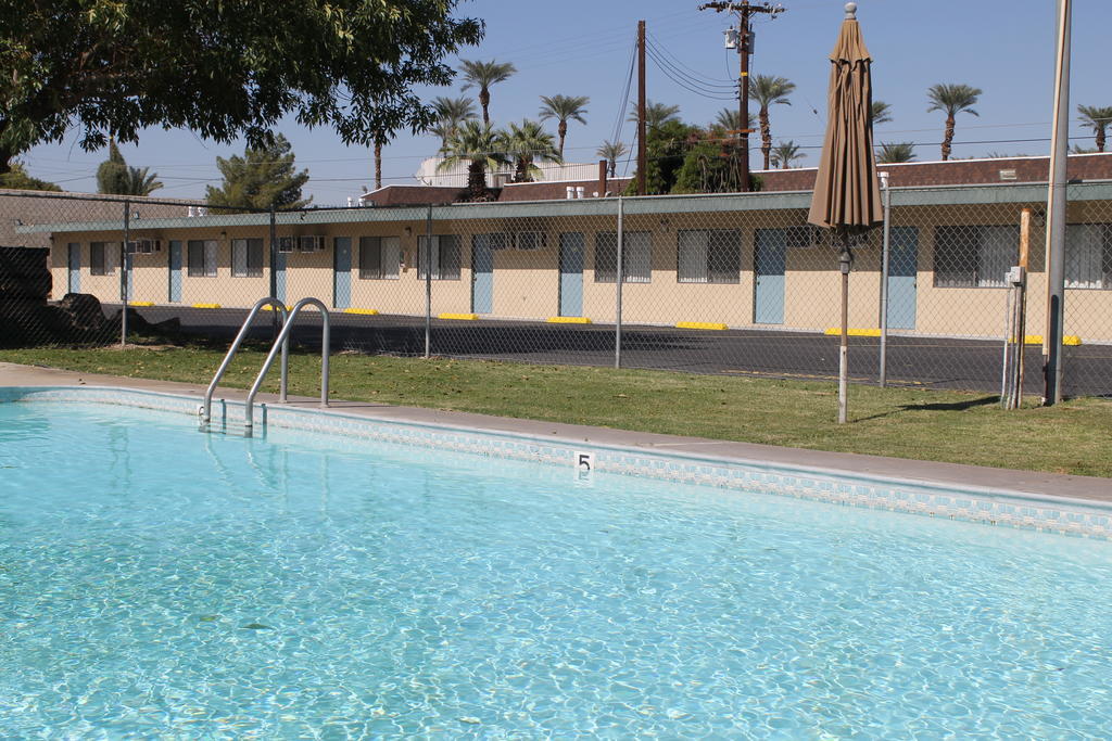Indio Holiday Motel Eksteriør bilde