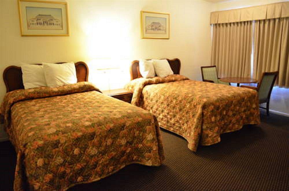 Indio Holiday Motel Eksteriør bilde