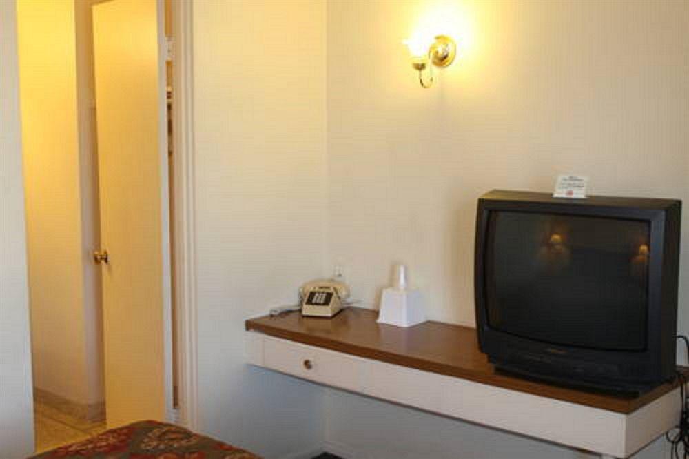 Indio Holiday Motel Eksteriør bilde