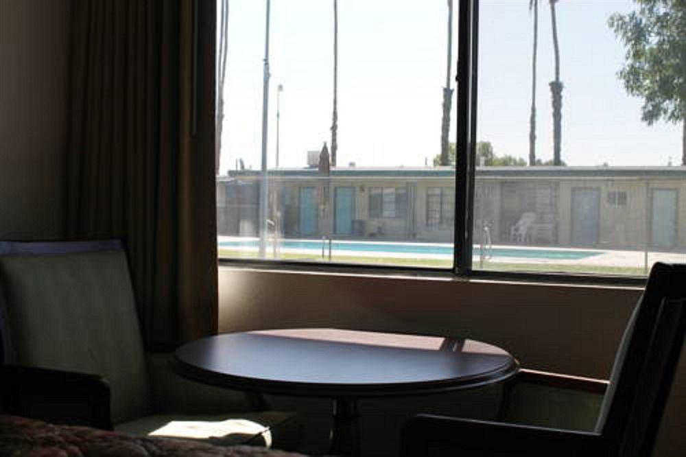 Indio Holiday Motel Eksteriør bilde
