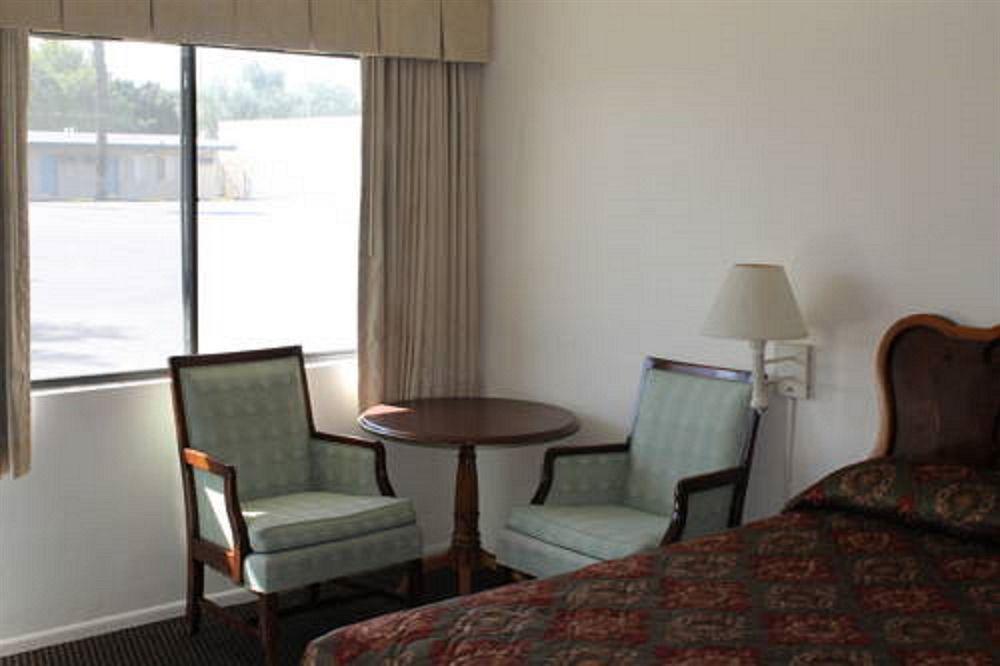 Indio Holiday Motel Eksteriør bilde