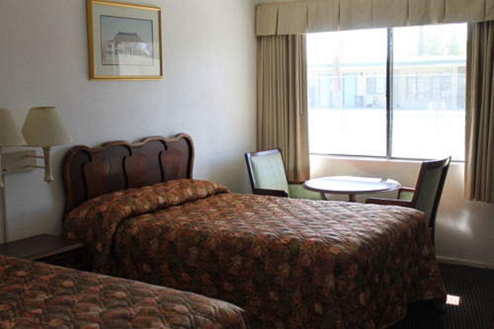 Indio Holiday Motel Eksteriør bilde